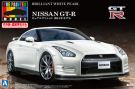 Aoshima  1/24 pre-painted NISSAN GT-R(R35) 2014-MODEL (Brilliant White Pearl), AOS11348, by AOSHIMA