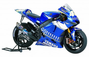 TAMIYA 1/12 Yamaha YZR-M1 '05 No.46 / No.5, TAM14116, by TAMIYA