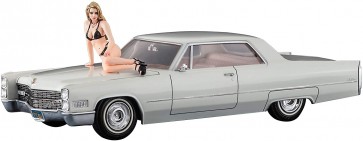 Hasegawa 1/24 1966 AMERICAN COUPE TYPE C W/BLONDE GIRL FIGURE  , HAS22329, by HASEGAWA
