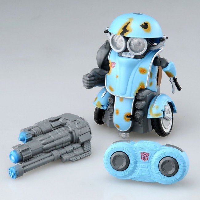 TAKARATOMY Transformers Autobot RC Sqweeks japan NEW Zipang Hobby