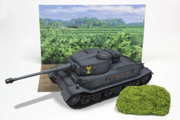 Platz 1/35 Girls und Panzer das Finale Porsche Tiger Leopon-san Team Special Edition Plastic Model w/Bokaju Scenery Materials  , PLZ67330, by PLATZ