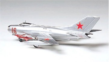 Tamiya 1/100 Combat Airplane Series MIG-19 FARMER  t, TAM16091, by TAMIYA