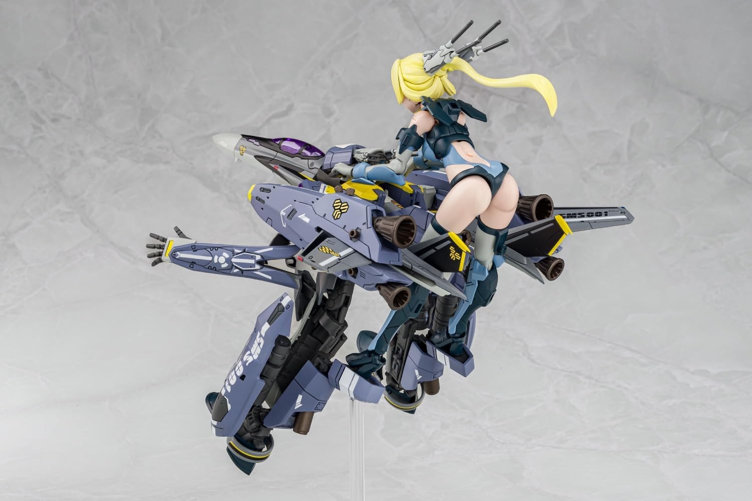 ファーネス　プリズマ Macross F】DX Chogokin Armored Parts for VF-25S Ozma Renewal