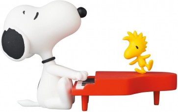 Medicom Toy UDF PEANUTS Series 13 Pianist Snoopy, MED56835, by MEDICOM TOY
