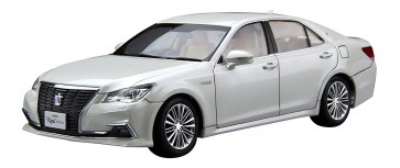 AOSHIMA　　1/24 Toyota GRS 210 / AWS 210 Crown Royal Saloon G '15 (White Pearl Crystal Shine), AOS50828, by AOSHIMA