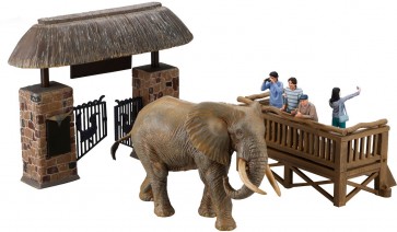KAIYODO 1/35 ARTPLA Tourist And African Elephant Set, KYD90161, by KAIYODO