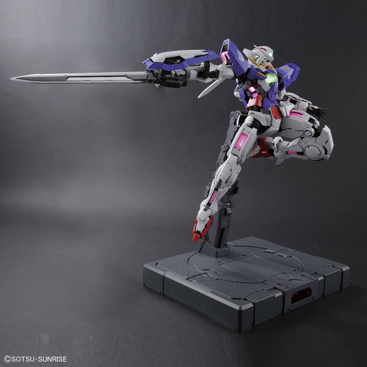 Bandai 1/60 PG Gundam Exia (LIGHTING MODEL) Perfect Grade japan