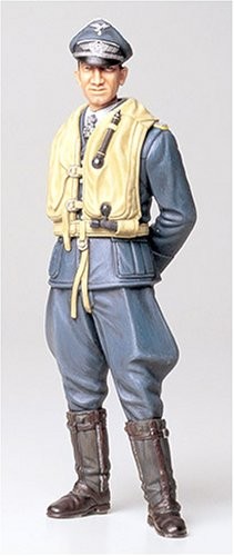 Tamiya 1/16 World Figure Series GERMAN LUFTWAFFE ACE PILOT  , TAM87269, by TAMIYA