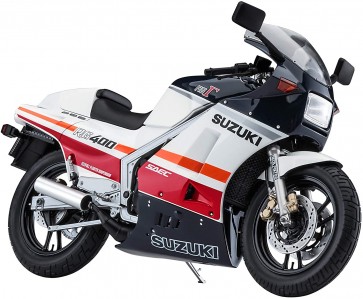 Hasegawa 1/12 Suzuki RG400 Gamma Early Type "Red/White Color" w/Under Cowl  , HAS17324, by HASEGAWA